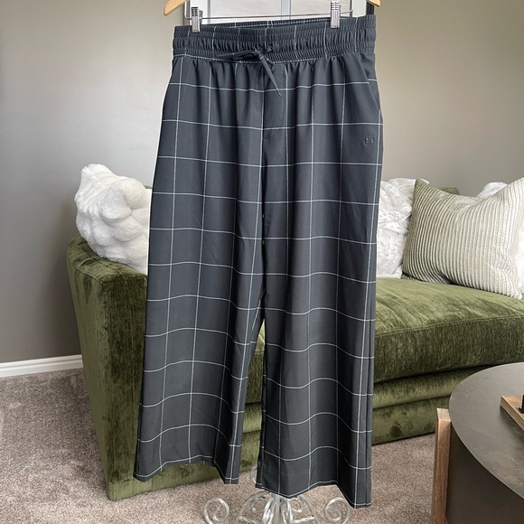 Albion Black and Gray Lounge Pants - Picture 1 of 4